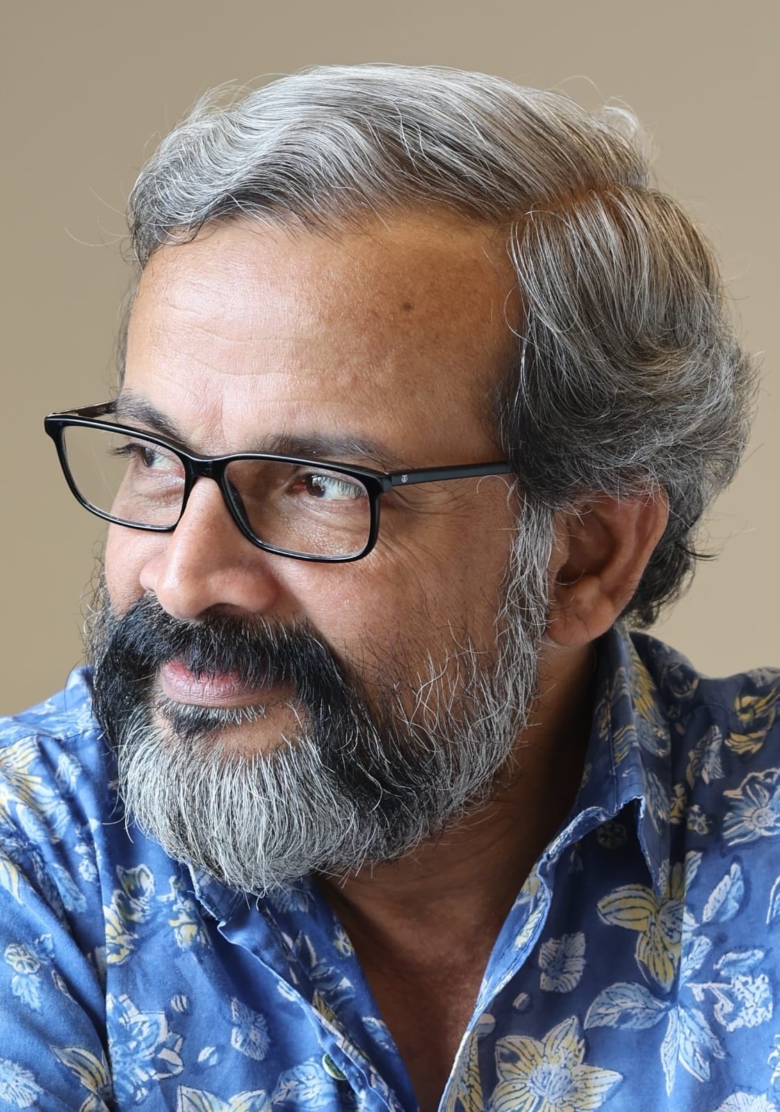 Unnikrishnan K